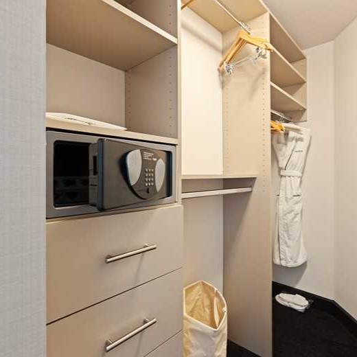 Closet remodeling services